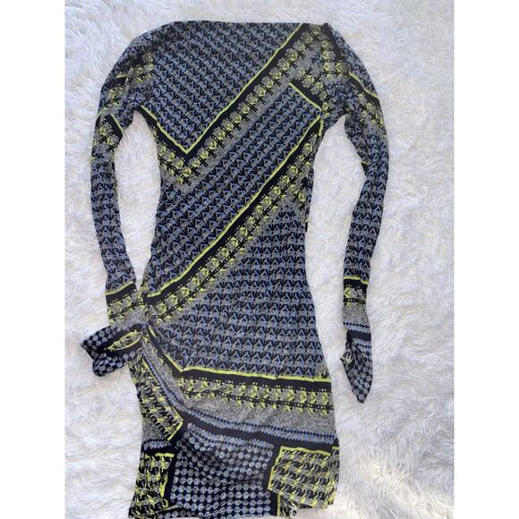 Beautiful Hale Bob women's sz. M knit pattern dress. Soft, comfortable, exc qual - Picture 10 of 11